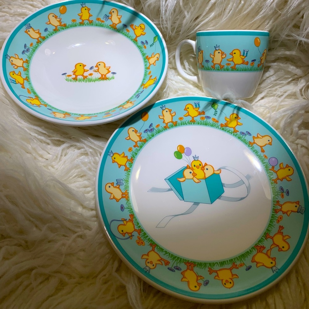 Tiffany & Co. 3-piece baby child dish set